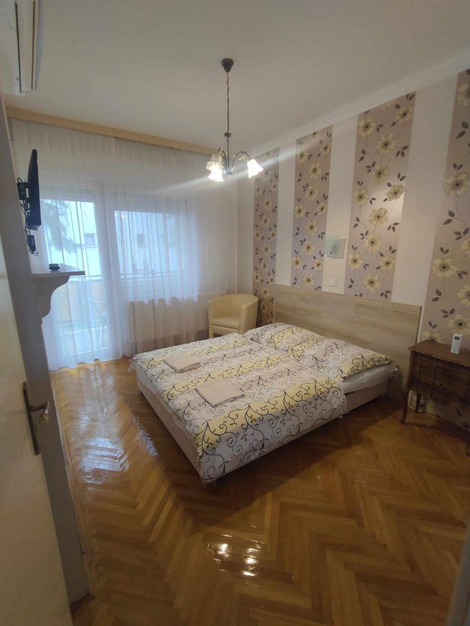 Ildikó Apartman Hajduszoboszlo Exterior foto
